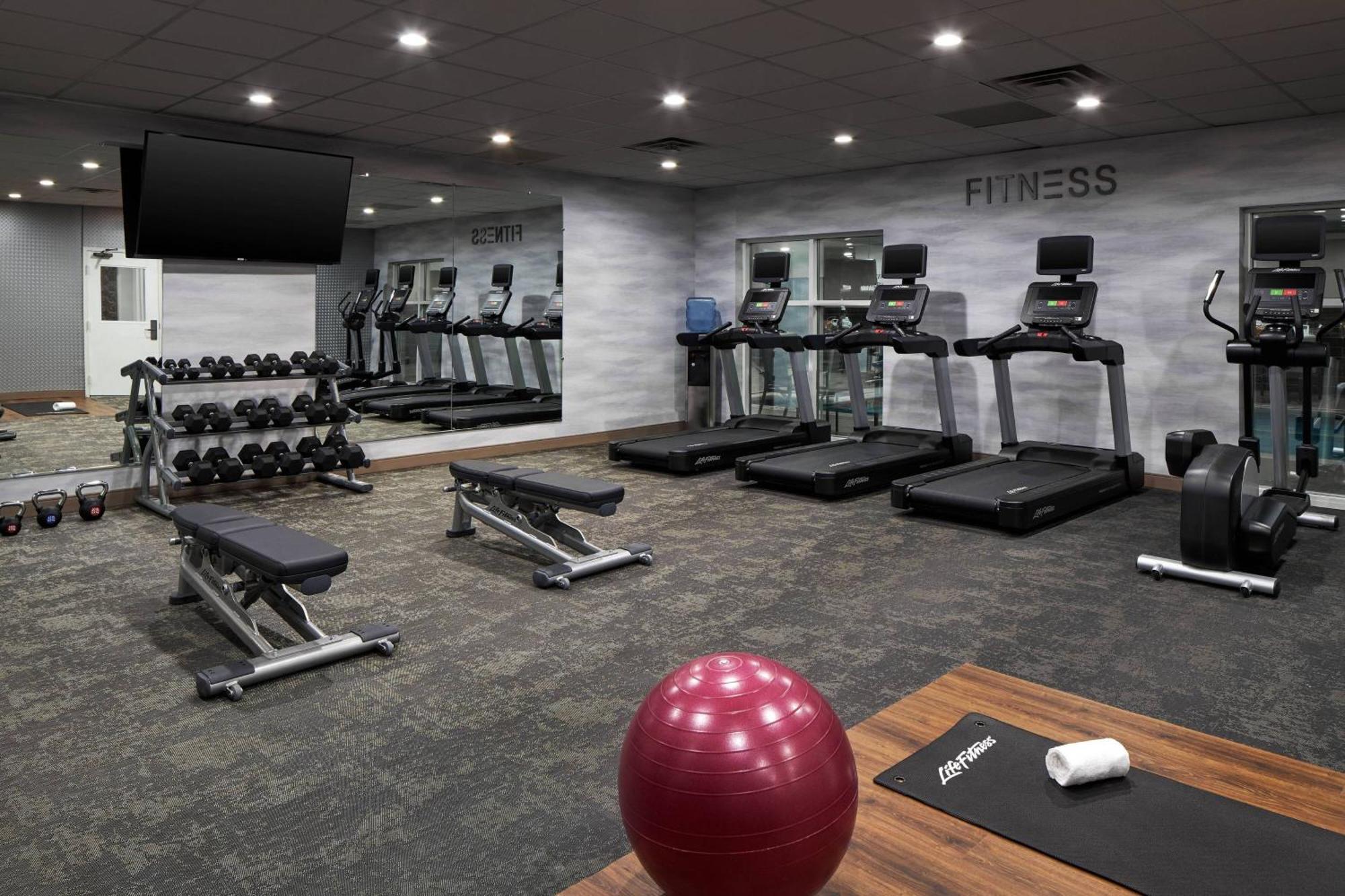 Fairfield Inn & Suites By Marriott Virginia Beach/Norfolk Airport Εξωτερικό φωτογραφία